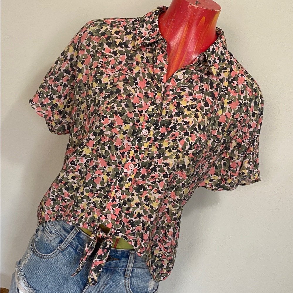Nine West Pink Multi Splotched Design Button-Front Short Sleeve High Low Shirt